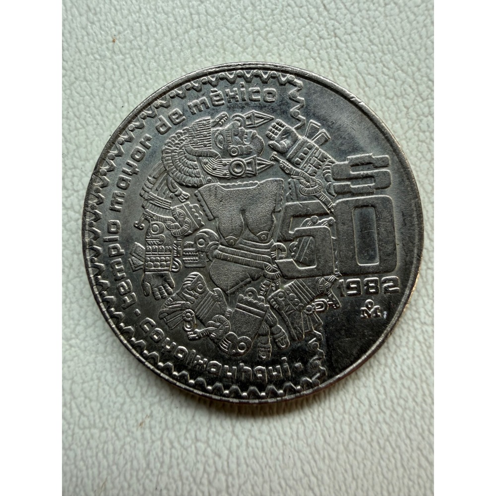 1982‎ Mexico 50 Pesos Coin Coyolxauhqui Aztec Moon Goddess Templo Mayor Vintage